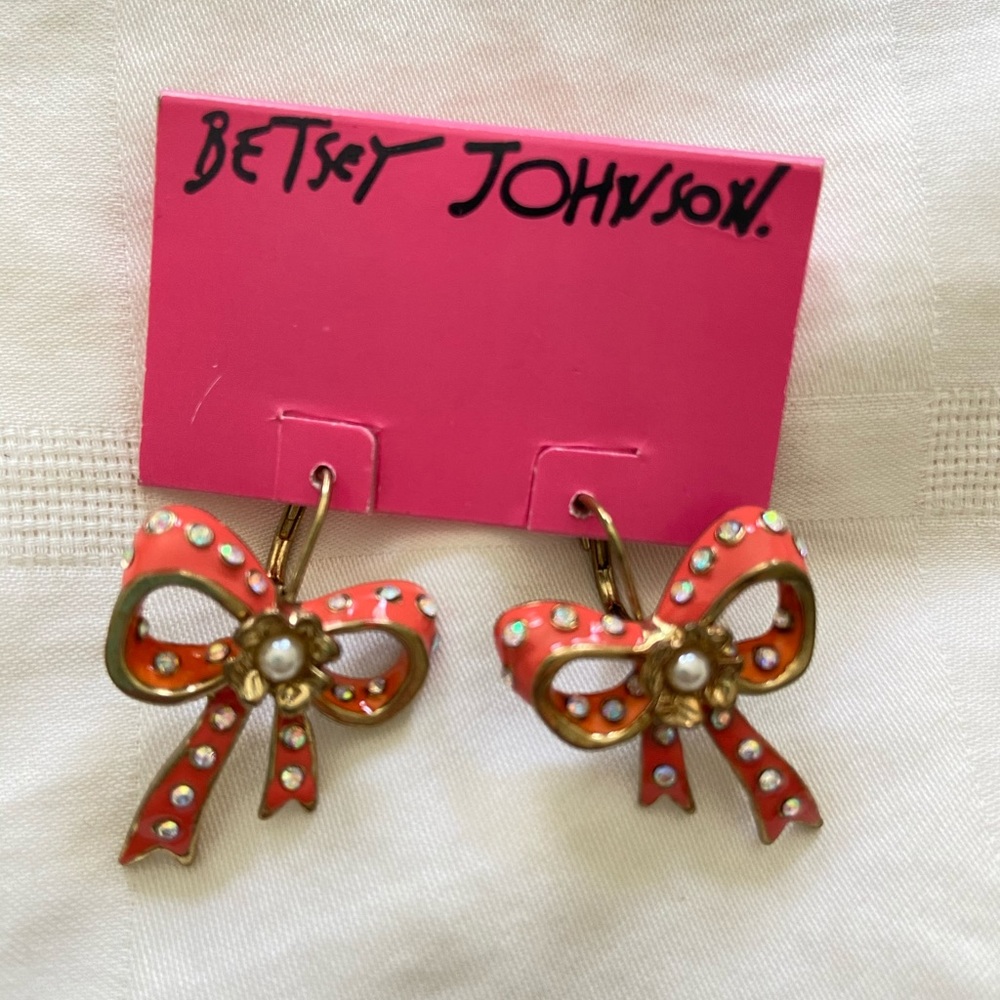 NWT Betsey Johnson pink bow earrings